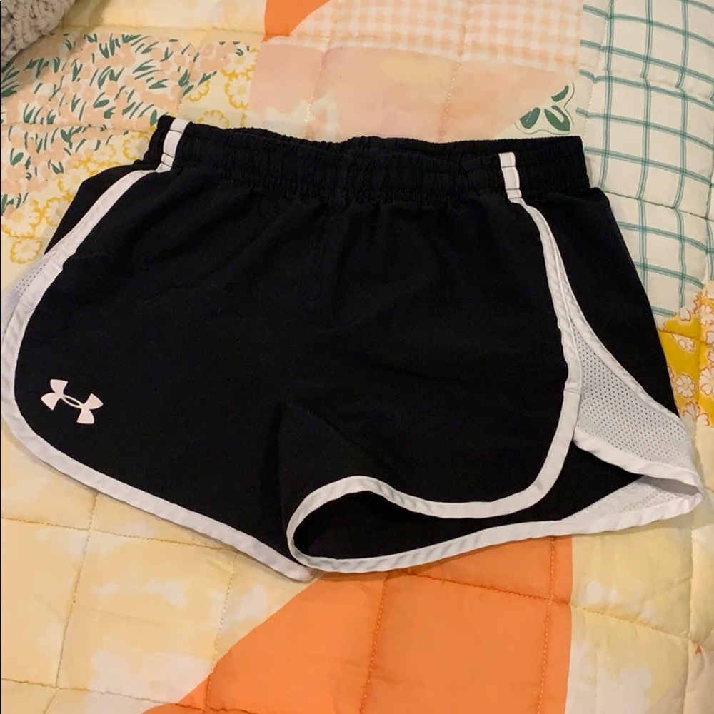 Under Armour youth black shorts